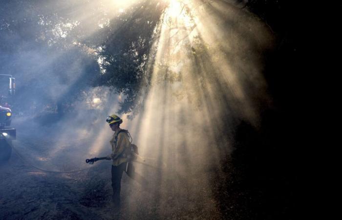 En Californie, des milliers de personnes menacées par le « Mountain Fire »