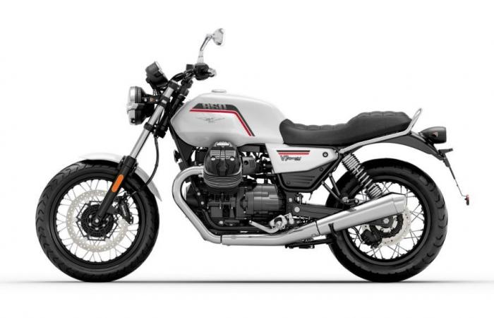 Moto Guzzi fait revivre la légendaire gamme V7 avec des mises à jour de pointe.