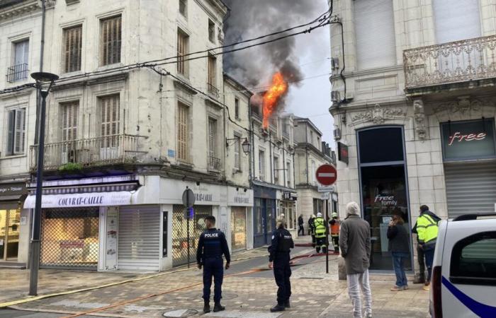 un appartement détruit par un incendie en centre-ville