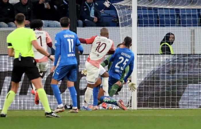 Lyon concède le nul (2-2) dans le temps additionnel à Hoffenheim