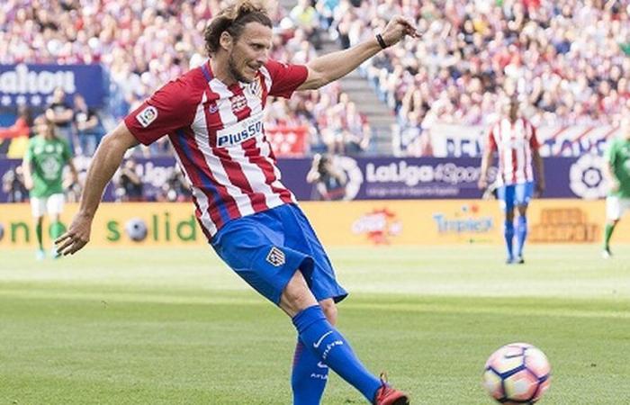 L’ancien joueur du Ballon d’Or se lance dans le tennis