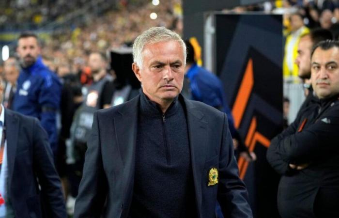 Le patron de Galatasaray « se moque » de l’éclat de football turc de José Mourinho