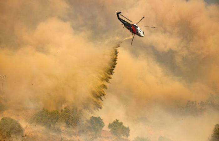 Plus d’une centaine de maisons détruites par un vaste incendie près de Los Angeles – 11/08/2024 à 04:53