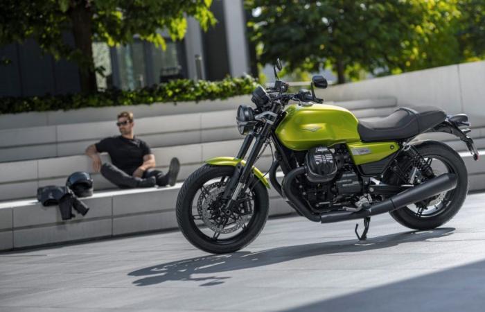 Moto Guzzi fait revivre la légendaire gamme V7 avec des mises à jour de pointe.