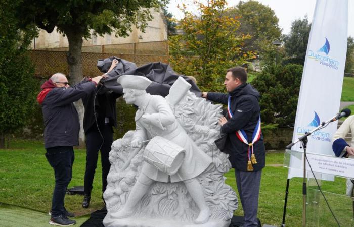 A Ouistreham, enfin une statue pour le héros légendaire Michel Cabieu