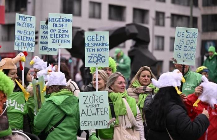 Plus de 10.000 personnes dans les rues de Bruxelles pour réclamer plus de moyens dans le secteur associatif (photos)