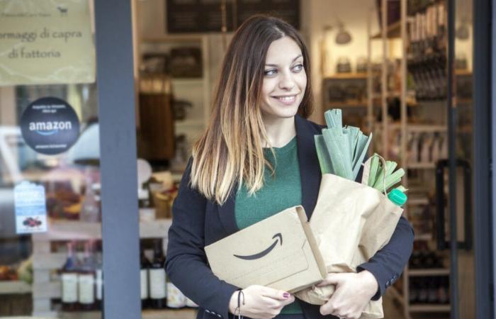 Amazon trouve une faille dans la loi et livre à nouveau des livres gratuitement