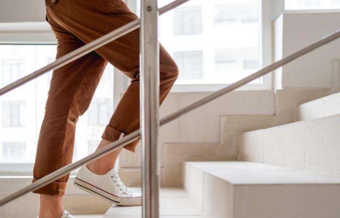 Monter les escaliers 5 minutes par jour suffirait pour lutter contre cette maladie chronique courante