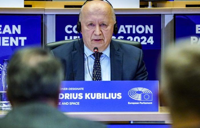 Andrius Kubilius appelle à une augmentation des dépenses militaires de l’UE face à la menace russe – Euractiv FR