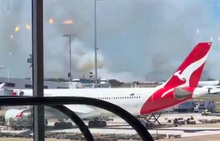 L’avion de Qantas contraint d’effectuer un atterrissage d’urgence après une panne moteur