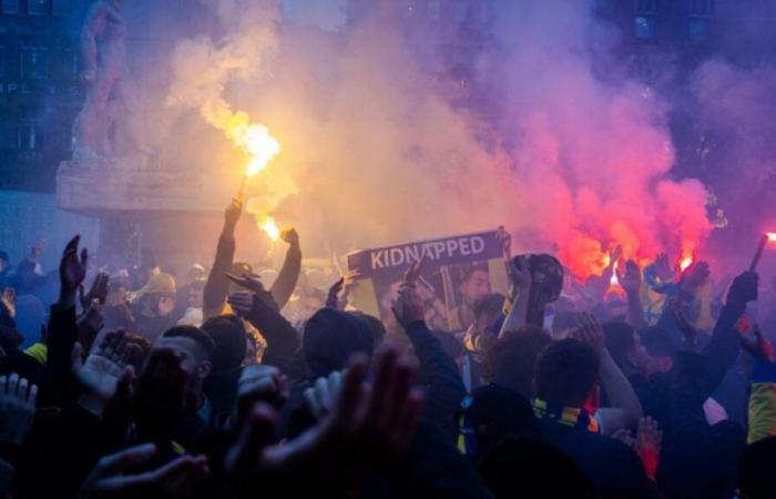 Des supporters de football israéliens affrontent des manifestants à Amsterdam