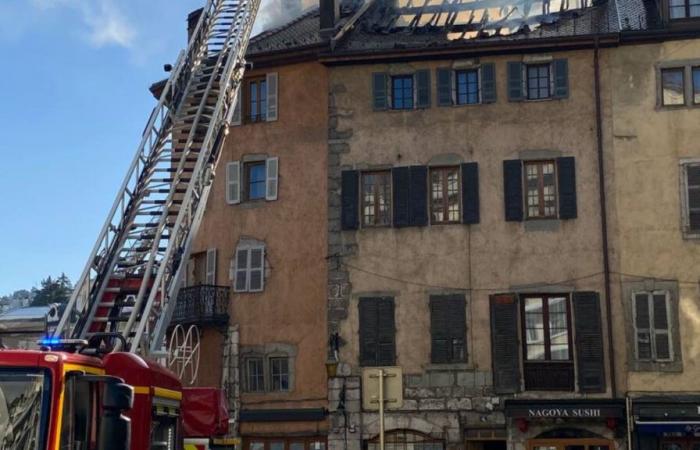 au lendemain de l’incendie mortel dans le centre historique