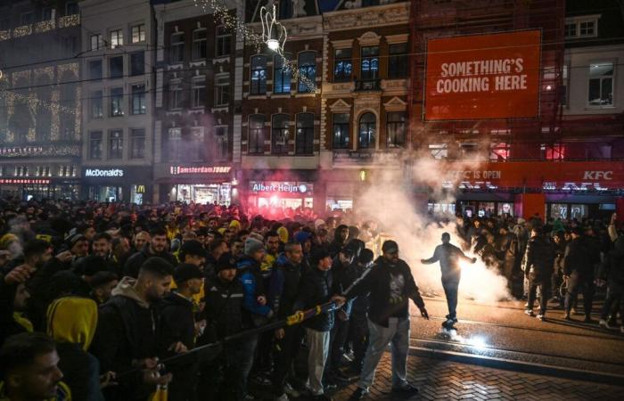 « Une chasse aux Juifs »… Ce que l’on sait des attentats visant des supporters de football israéliens à Amsterdam