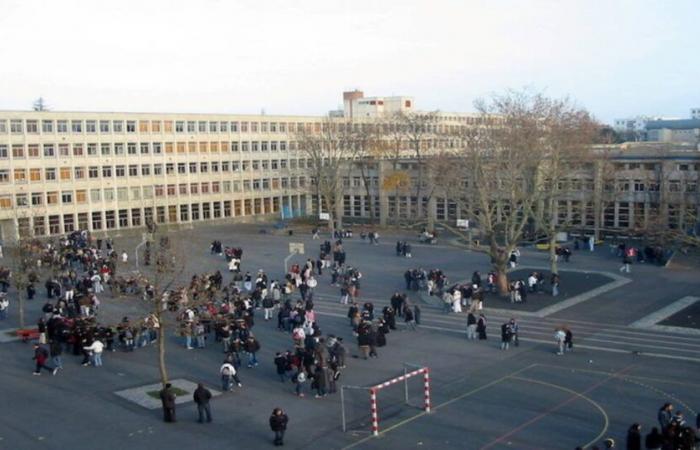 Une enseignante giflée par un élève du lycée de Montreuil, après une dispute sur sa tenue « religieuse » – Libération