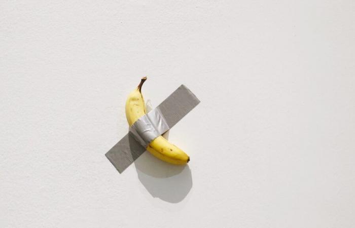 La banane de Maurizio Cattelan est à nouveau mise aux enchères, avec une estimation à 7 chiffres