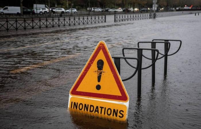 Deux départements placés en vigilance orange pour pluies-inondations et orages