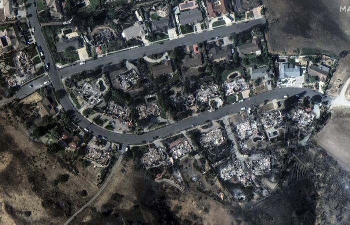 Les pompiers gagnent du terrain face à un important incendie près de Los Angeles