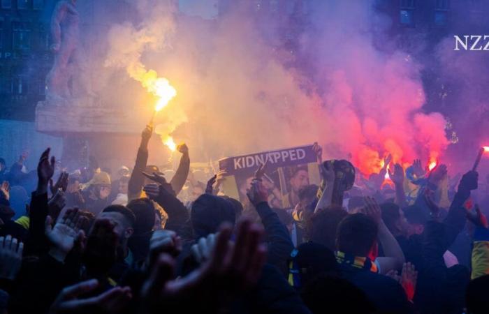 Les supporters israéliens évacués après un match de football