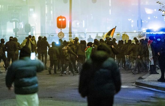 Amsterdam : les haineux d’Israël traquent les supporters de Tel Aviv lors du match Ajax contre Maccabi