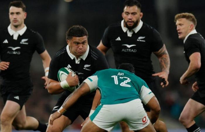 une semaine avant d’affronter la France, les All Blacks mettent l’Irlande à genoux