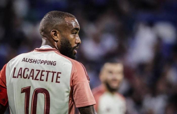 Alexandre Lacazette lance le derby