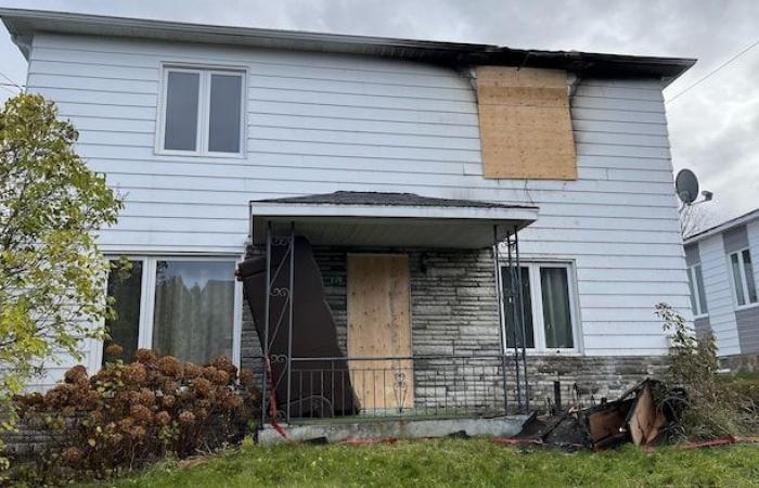 Un immeuble de trois logements endommagé par un incendie à Alma