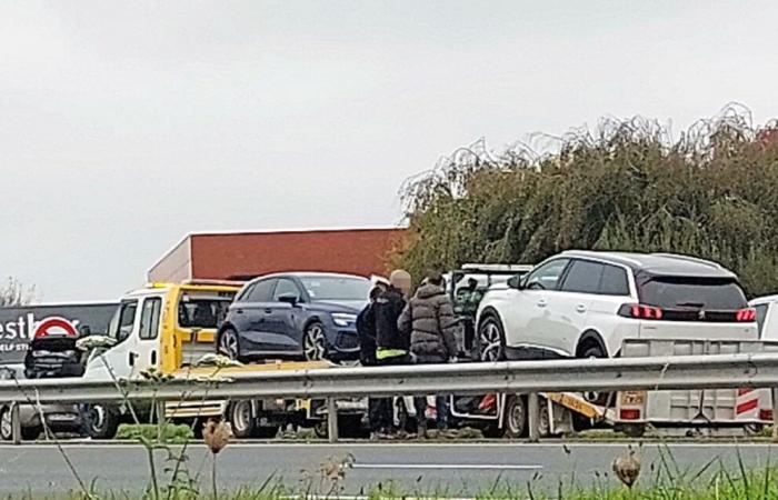 A Henvic, la police tire sur deux voitures ayant forcé le barrage au pont de la Corde [Vidéo]