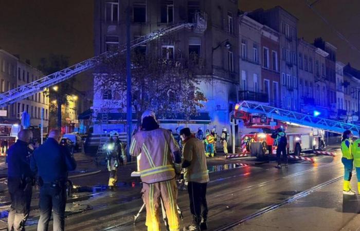 Trois morts dans un grave incendie à Bruxelles (vidéo)