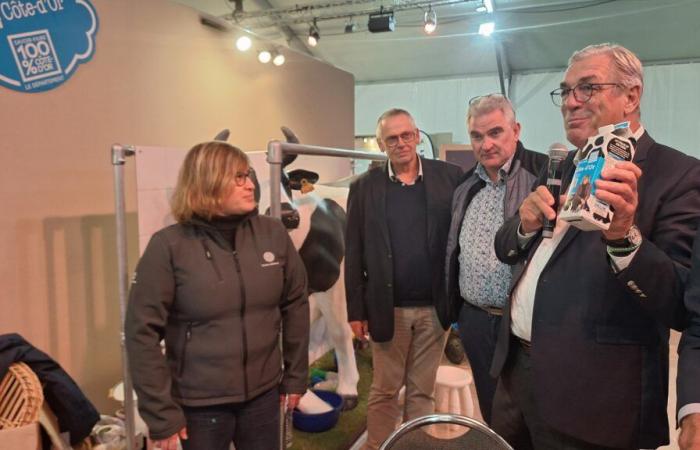 François Sauvadet inaugure la Ferme de Côte-d’Or et fait une annonce forte