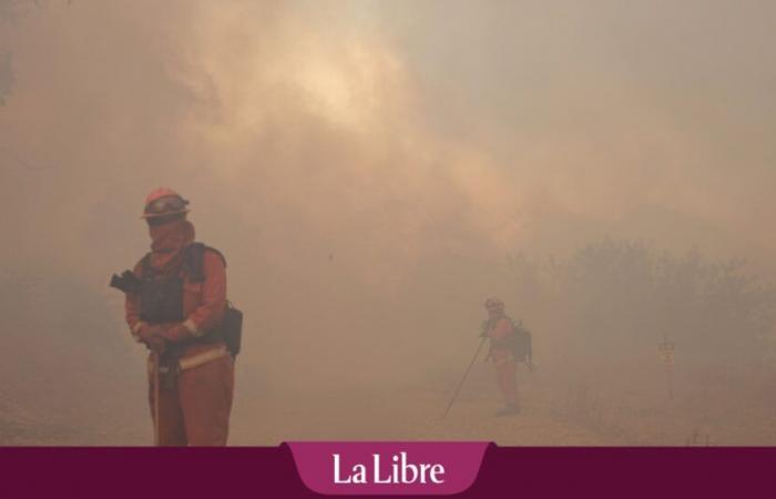 Violent incendie près de Los Angeles, des milliers de personnes évacuées