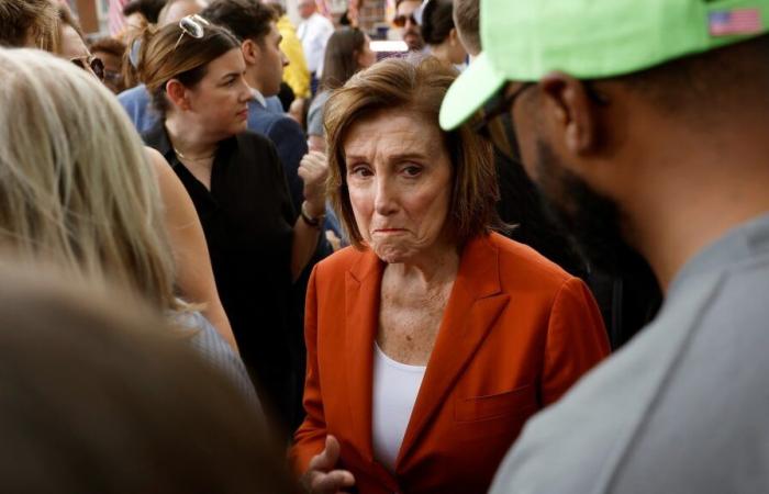 Pelosi attribue la défaite de Harris au départ tardif de Biden et à l’absence de primaire démocrate ouverte