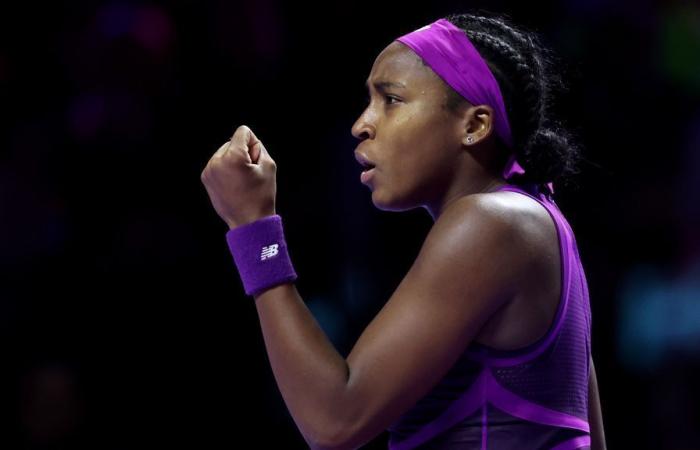 Coco Gauff bat Zheng Qinwen et remporte la finale WTA pour la première fois