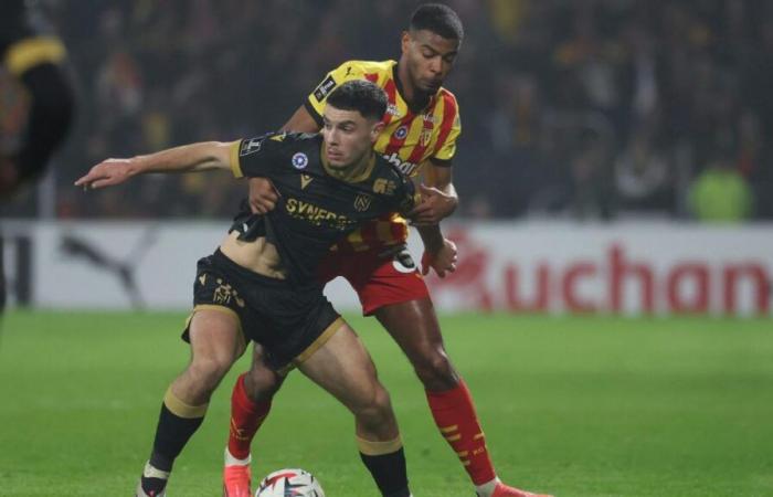 Le RC Lens s’impose face à Nantes après une fin de match folle