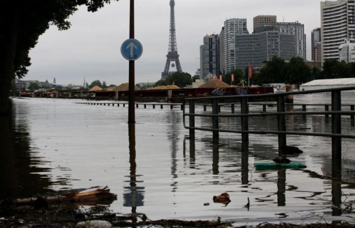 A Paris, des exercices pour sensibiliser les habitants au « risque inondation » à partir de 2025