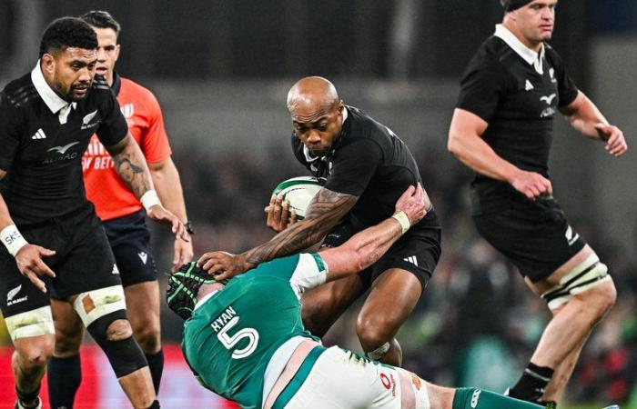 International – All-Blacks chirurgicaux et disciplinés, les tacles irlandais pris en faute