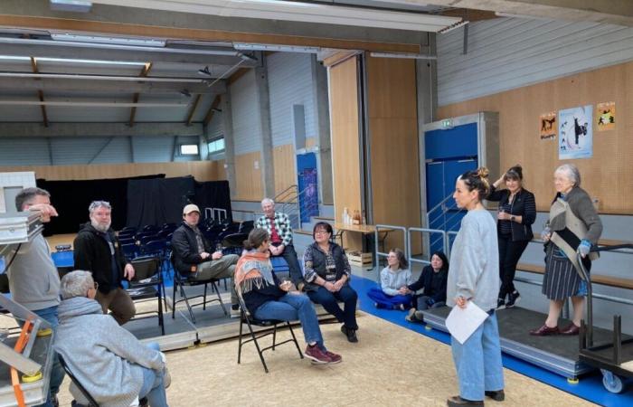 Dans les coulisses d’un spectacle participatif conçu avec les habitants