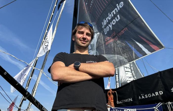 après avoir découvert la voile à La Rochelle, ils font partie des équipes de skippers de la course