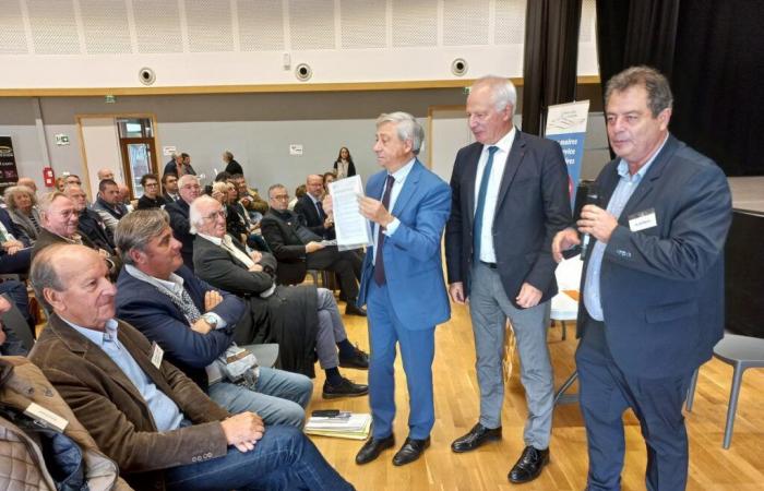 en Gironde, les maires « refusent d’être les variables d’ajustement du gouvernement »