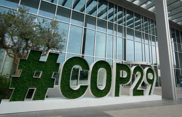 Les dirigeants du monde fuient la COP29 en Azerbaïdjan