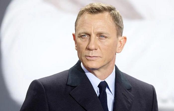 Cette icône de la saga James Bond prend les armes fin 2024 dans ce thriller d’action explosif qui sort en même temps en salles et en SVOD !