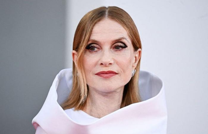 A 71 ans, Isabelle Huppert dévoile les détails beauté de son visage qui la rendent si unique