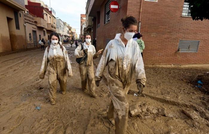 Inondations en Espagne | Les autorités s’inquiètent des risques sanitaires