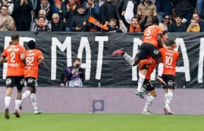 Lorient domine Guingamp et revient au Paris FC, s’accrochant à Pau