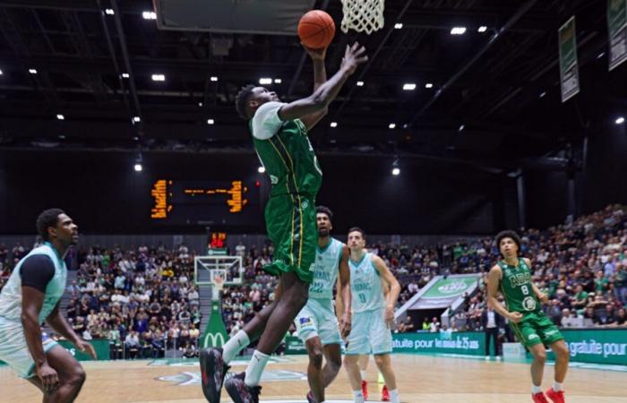 une deuxième défaite consécutive à domicile pour l’ADA Blois contre Pau-Lacq-Orthez après un match ultra serré