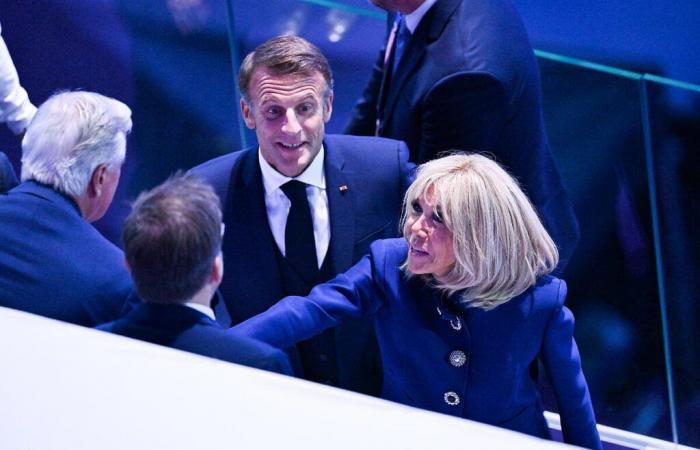 Emmanuel Macron prend le risque au Stade de France