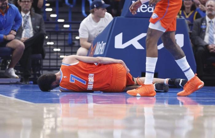 Chet Holmgren du Thunder souffre d’une blessure à la hanche après une lourde chute contre les Warriors