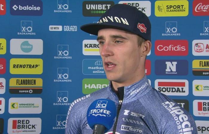 Thibau Nys fait immédiatement briller son maillot de star européenne avec un solide effort solo à Lokeren