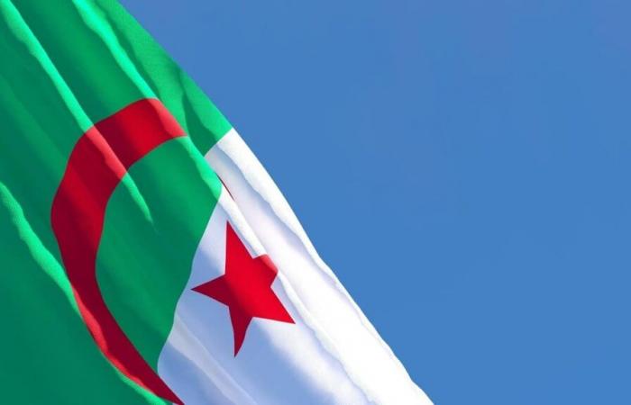 L’Algérie affronte le Maroc et la France