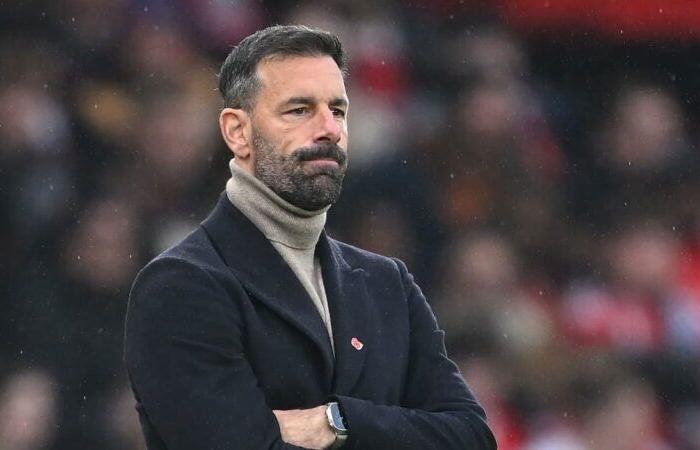 Ruud van Nistelrooy rend son verdict sur son mandat intérimaire après que Man United ait battu Leicester City 3-0 – Man United News And Transfer News