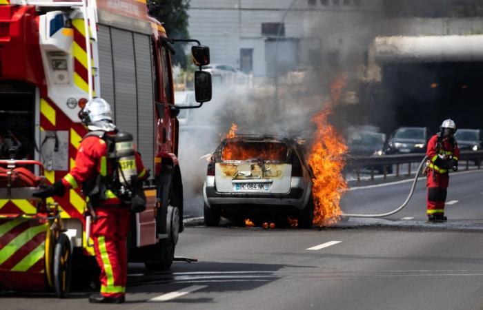 Autoroute A61 partiellement coupée après l’explosion d’une bouteille de gaz à bord d’un véhicule, blessant le conducteur